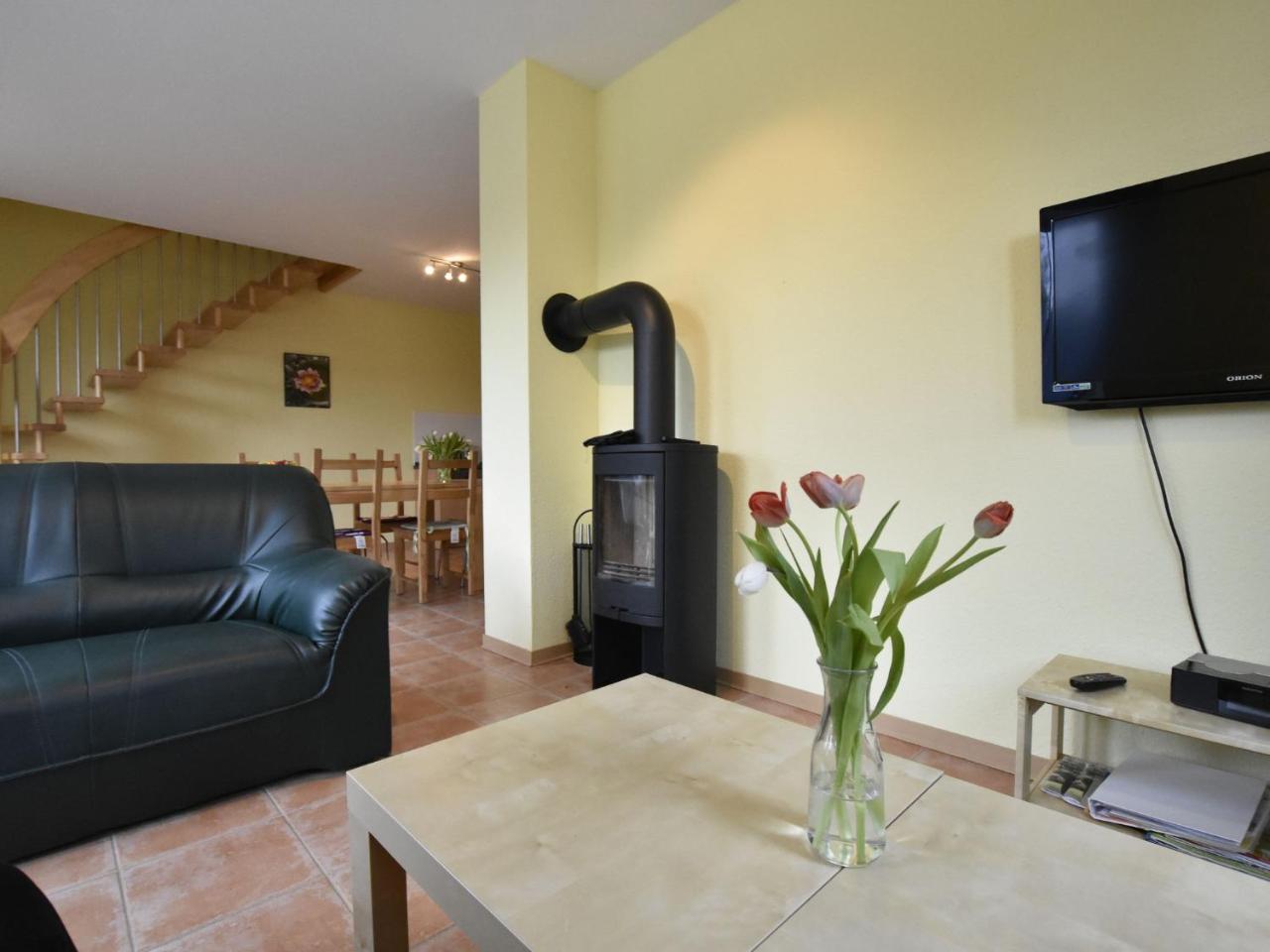 5-Bedroom Holiday Home In Zierow With Garden Екстериор снимка